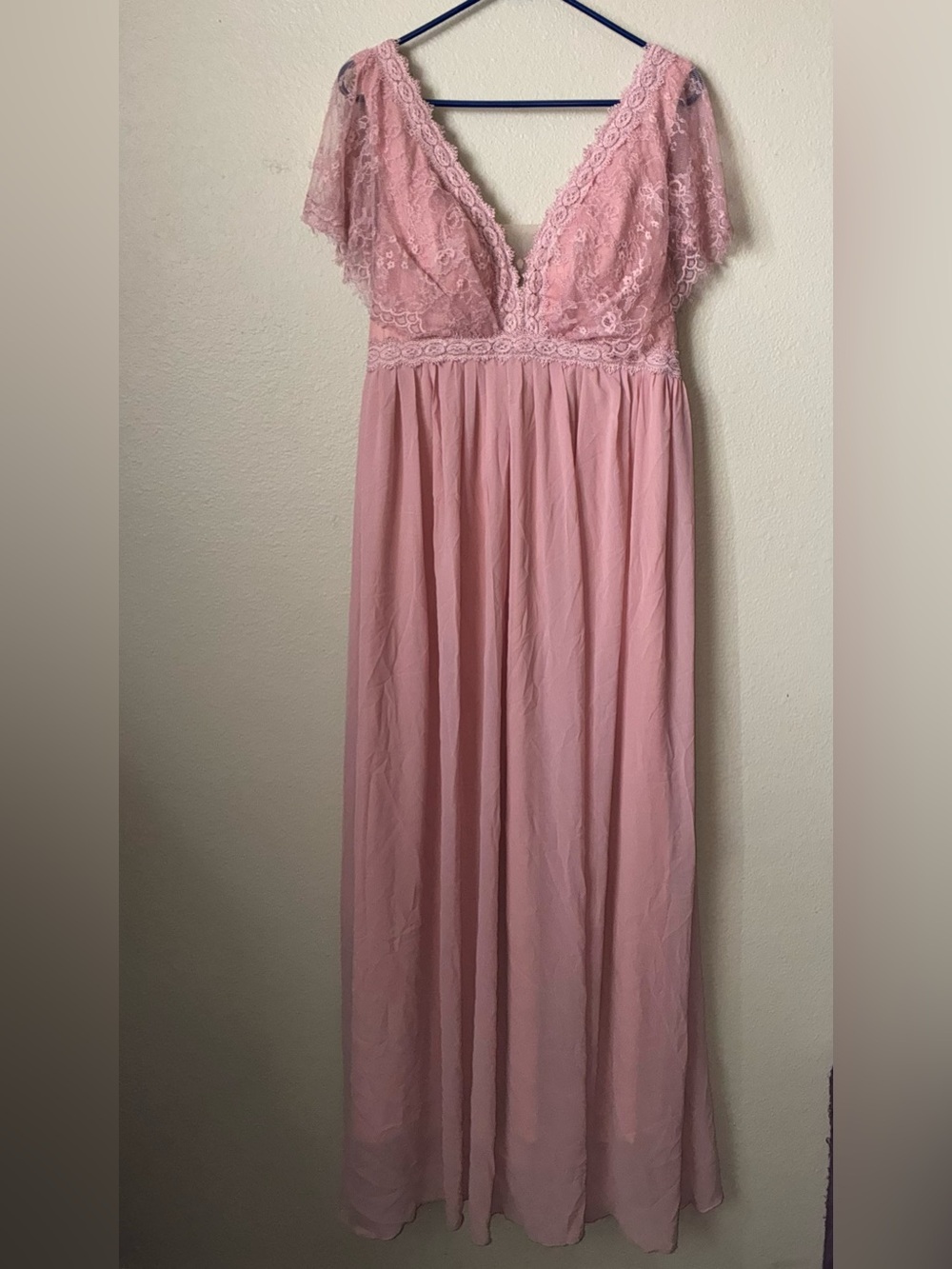 SHEIN Dusty Rose Lace V-Neck Wedding Dress